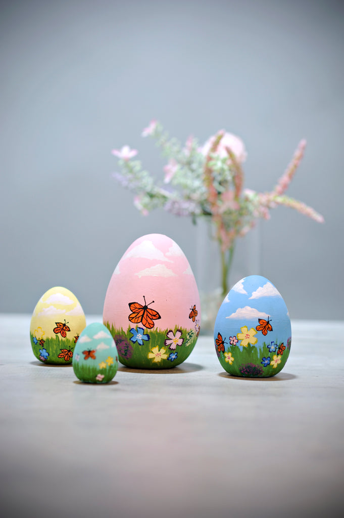 This beautiful set of 4 eggs is painted with the same colors as our Easter Catrinas.   All the eggs come in different sizes, and the best part is that the whole collection is made so you can mix and match Easter Catrinas and the two sets of Easter eggs!