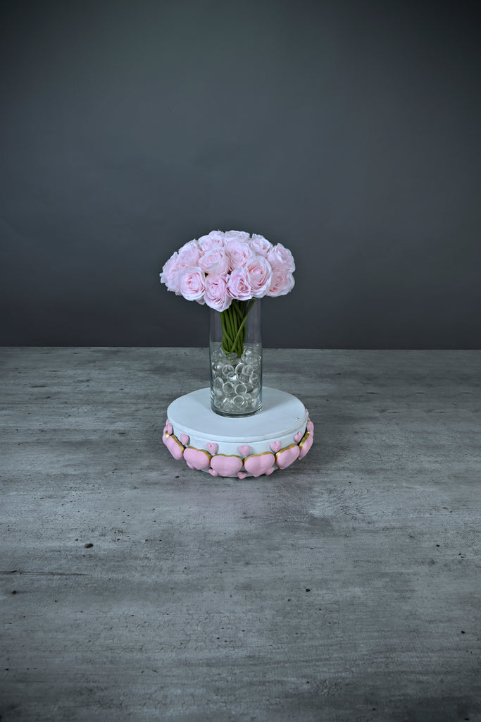 This beautiful centerpiece is the perfect addition to your home. The colors and pattern gracefully match several Catrinas in our store. Elevate your Catrina by adding this beautiful centerpiece or add a vase and flowers to it; the possibilities are endless!   Each centerpiece comes with a lid that allows you to place decorations on top or inside the centerpiece; if you need inspiration, check out our pictures.